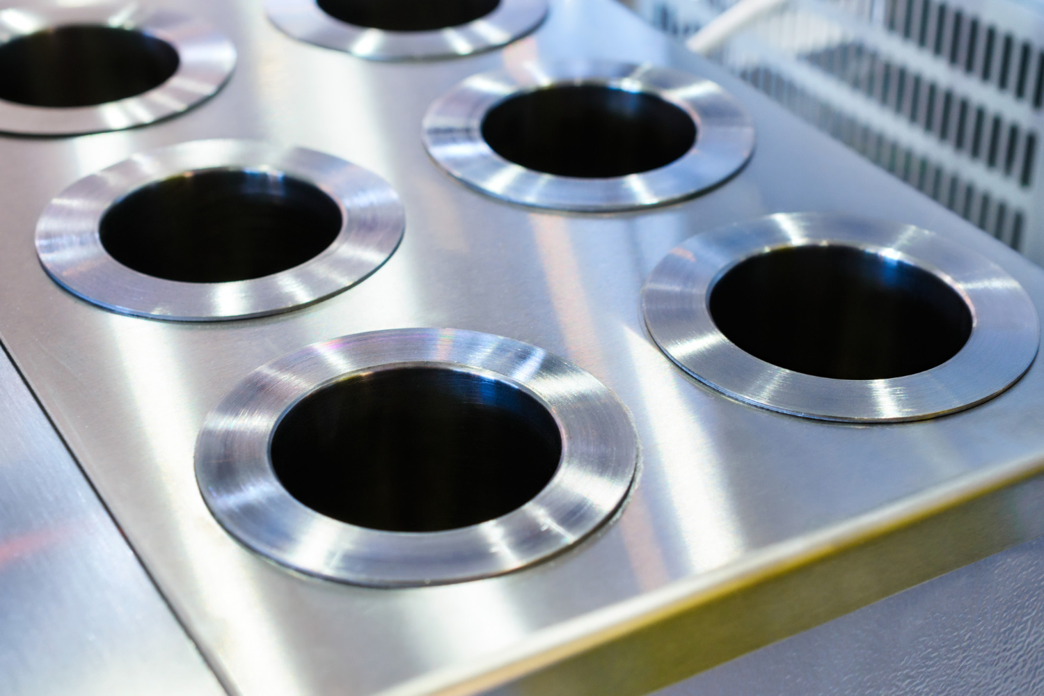 Regeneracja części maszyn w Chromowni Technicznej w Warszawie